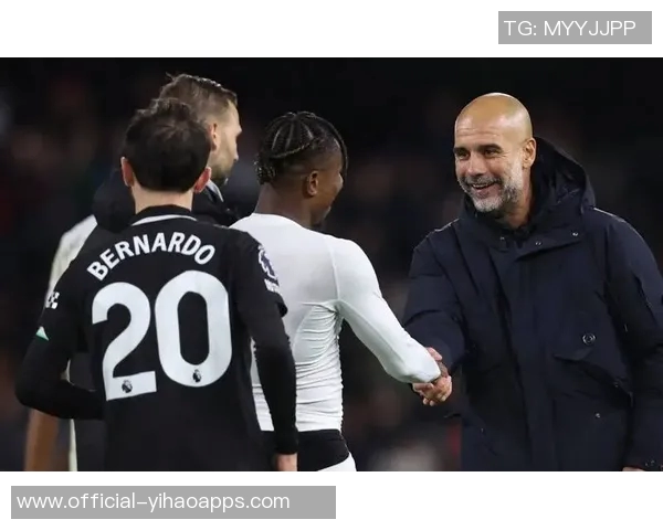 德罗西盛赞瓜迪奥拉为偶像称其为最强教练并表达对人盯人战术的喜爱 德罗西盛赞瓜迪奥拉为偶像称其为最强教练并表达对人盯人战术的喜爱