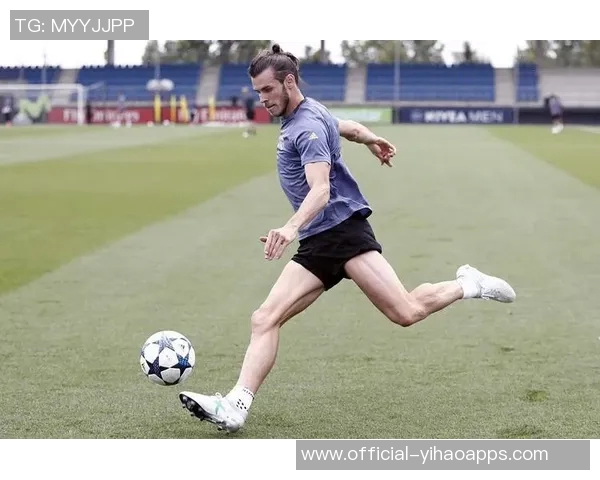 媒体人呼吁麦考尔更换伤病状态不佳现已腿部固定面临更大风险