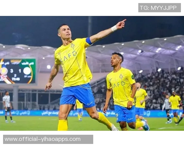 C罗干预本泽马转会引发坎特恩内斯里转会签约延迟问题