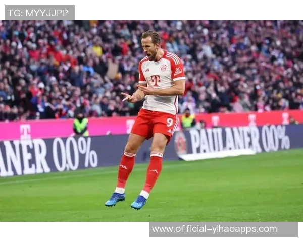 拜仁官方社交媒体调侃凯恩：他不仅能进球还能创造机会和防守全能表现