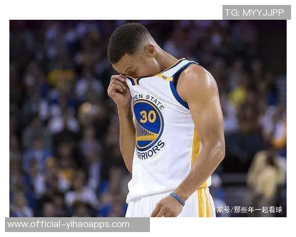 文班连续低迷表现引发关注14投仅5中19分8板5失误犯满离场